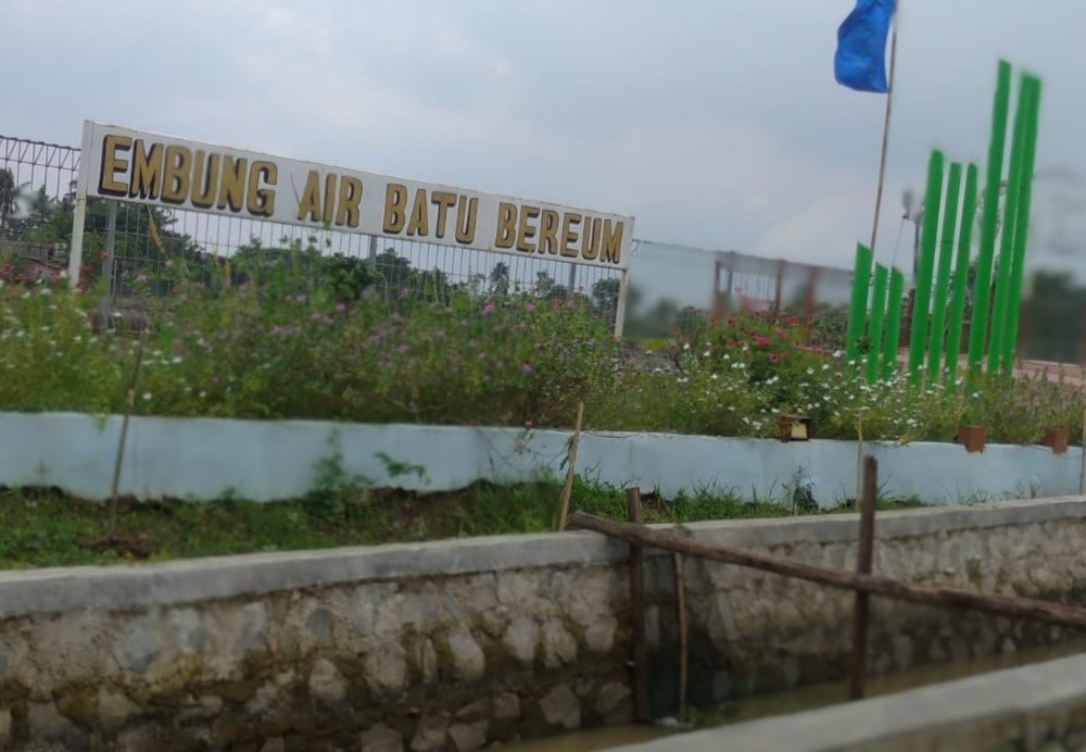 DESTINASI WISATA EMBUNG BATU DI DESA KARANGMUKTI KARANGBAHAGIA