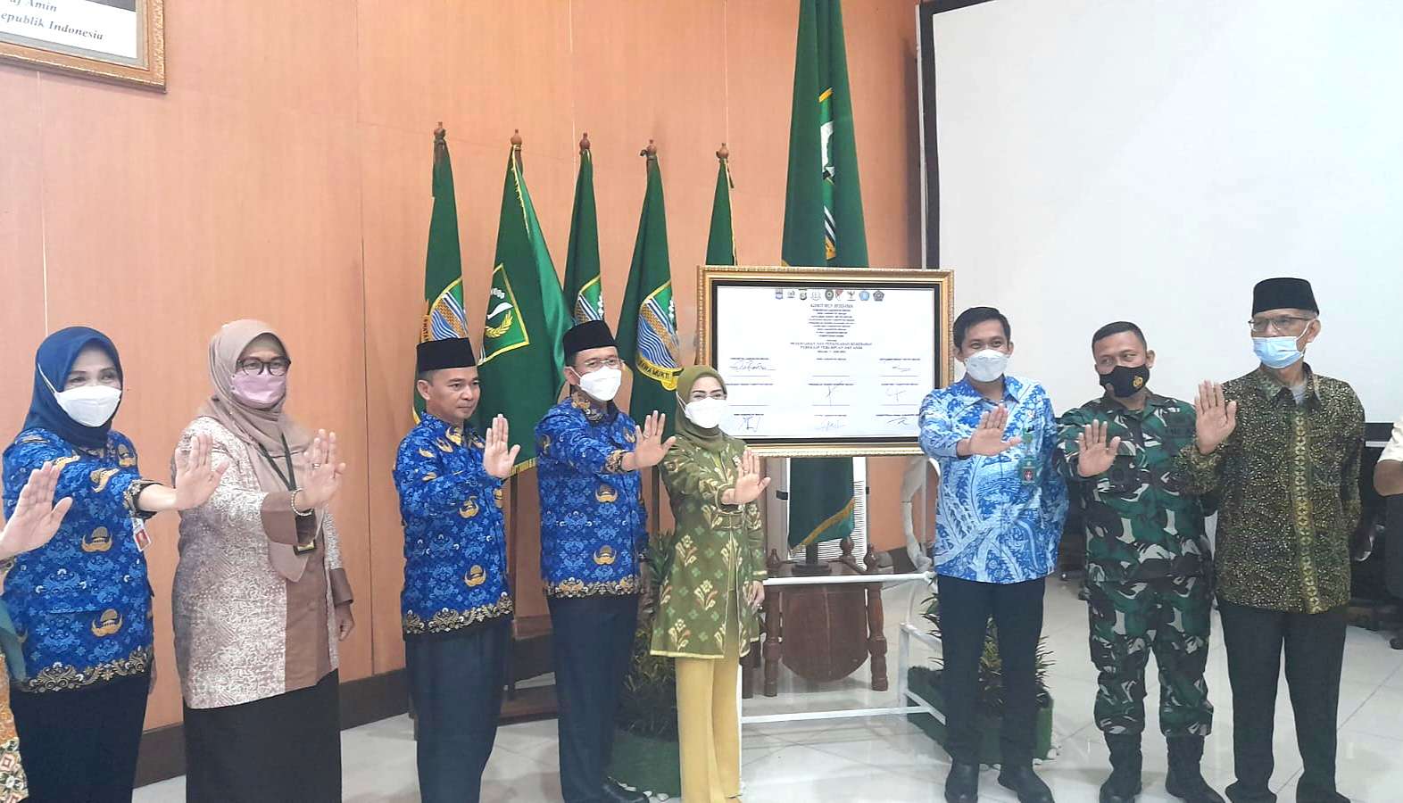 Pj Bupati Bekasi Ajak Masyarakat Kampanye Anti Kekerasan Terhadap Anak dan Perempuan