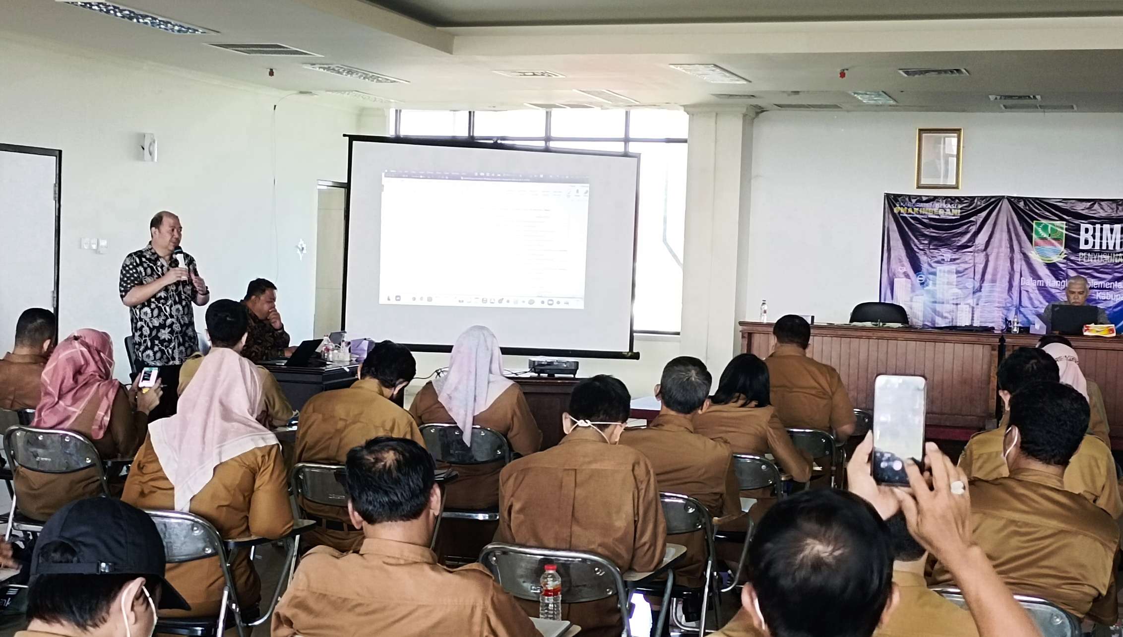 Diskominfosantik Gelar Bimtek Ketiga Penyusunan Masterpan Smart City Kabupaten Bekasi